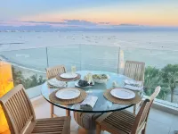 Luxurious beachfront penthouse! Panoramic views, white sand beach, private pool