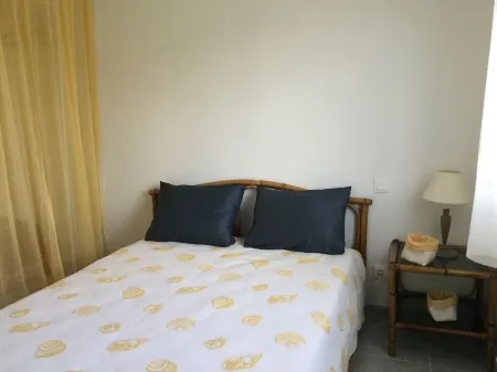 Arcachon bay, haven of peace between the pyla dune and cap-ferret