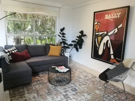 Harbourside7, Luxury 1 Bed Apartment Отели в г. Mcmahons Point