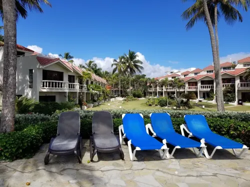 Beach front condo! Best spot to kite!! Beach lovers paradise! Nanny Estates