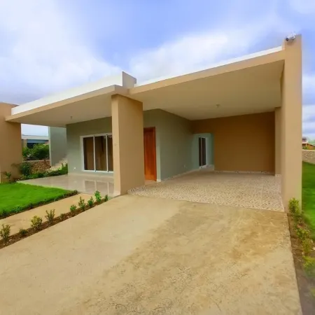 Spacious and unique house closed to beaches & natural monuments!