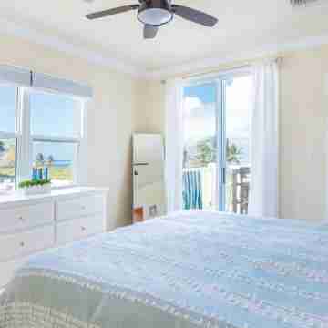 Paradise Point Ocean and Pool View 2 King Beds Rooms