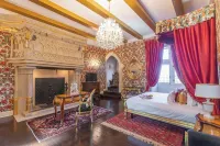 Château Le Prieuré - La Maison Younan Hôtels à : Saint-Clément-Des-Levées