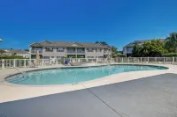 Myrtle Beach Condo w/ Community Perks