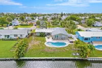 106 la Riviere Rd - spa