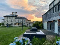 Stone House Inn Hotels in Little Compton