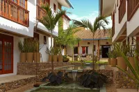 호텔 카사 블랑카 과두아스  호텔