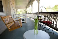 Hopkins Ordinary Bed, Breakfast and Ale Works Hotels in Washington
