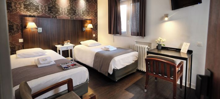 Hotel les Negociants Hotels in Valence