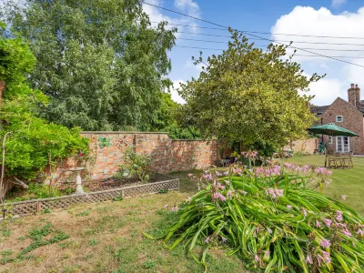 Wards Court 1