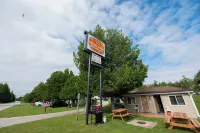 Sauble Beach Lodge Hotels in Wiarton