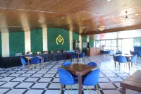 Cosmos Resort Maliblu Hotel a Lohar Pipalya