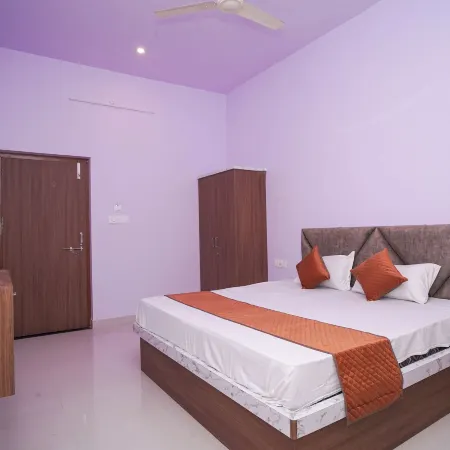 Hotel Pushpa Inn