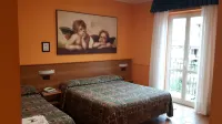 Hotel Azalea