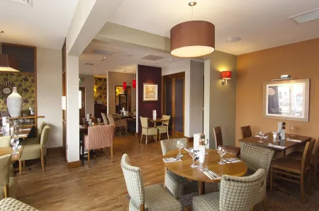 Premier Inn Exeter Central St Davids Отели рядом с достопримечательностью «Университет Эксетера»