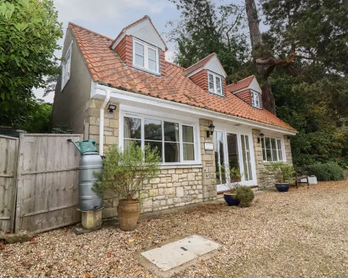 The Cottage at Barrow Mead Hotels near Priston Mill