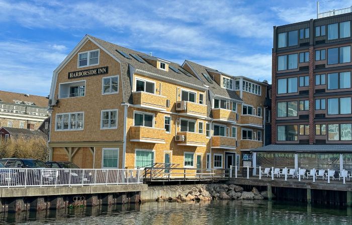 Harborside Inn