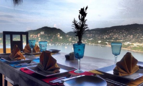 Tentaciones Hotel & Lounge Pool - Adults Only