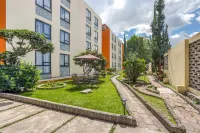 Hotel Suites Puebla - Kolam Renang