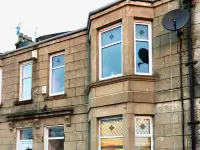 ByEvo Almar Villa - Perfect for Contractors or Large Groups - Close to City and Airport Hotels near Glasgow Prestwick Airport