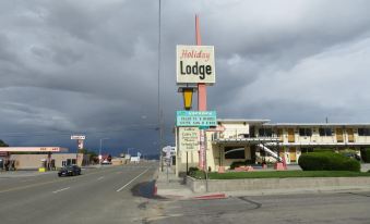 Holiday Lodge