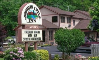 Jonathan Creek Inn and Villas
