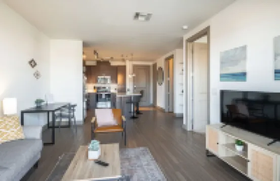 CozySuites at Town Lake