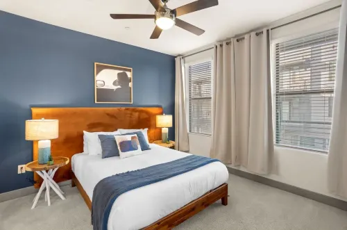CozySuites at Town Lake - Apartments