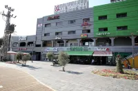 Little Prince Hostel-5 Min Walk to the Beach Các khách sạn ở 