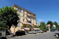 Elite - Parkplatz