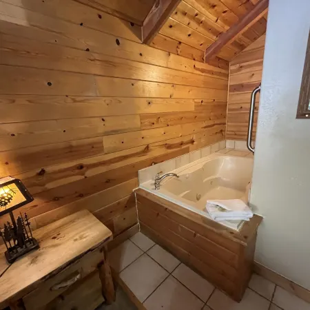Alaskan Inn