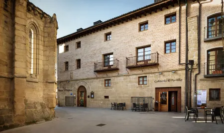 Hotel Palacio Pujadas by Pandora Hoteles Отели в г. Агонсильо