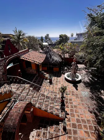 Hotel Rancho Escondito