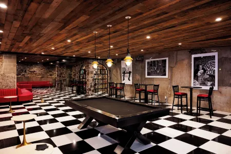 Logan Inn Отели рядом с достопримечательностью «Parry Mansion»