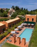 Cape Resort - Pools