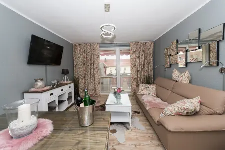 Holiday apartment Brigitte Güterglück 2-3 pers. Отели в г. Анхальт-Биттерфельд