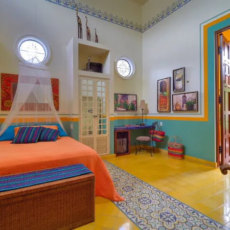 Casa Oasis Guest House and Spa