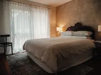 Country cottage 10 minutes to Tamworth - pet friendly!