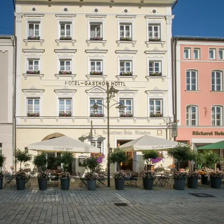 Hotel-Gasthof Höttl