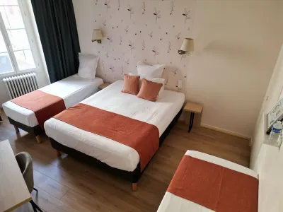 Contact Hôtel les Platanes Villeneuve Sur Lot Centre Hotels in Pailloles