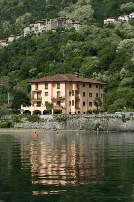 Hotel Sole Hotels in Dongo
