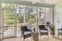 Patio + Pool Access: North Myrtle Beach Retreat! - spa
