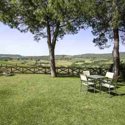 Fattoria Abbazia Monte Oliveto Hotel Exterior