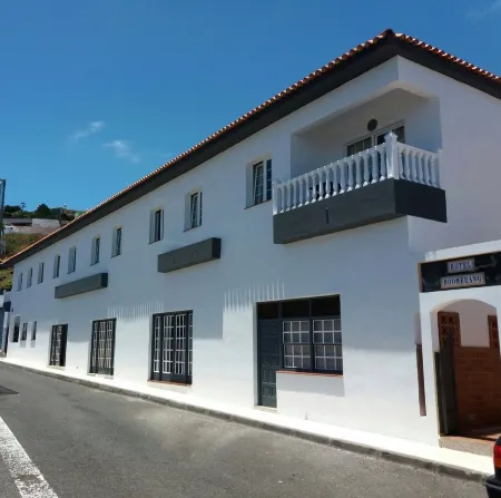 Hotel Boomerang Отели рядом с достопримечательностью «Playa del Verodal»