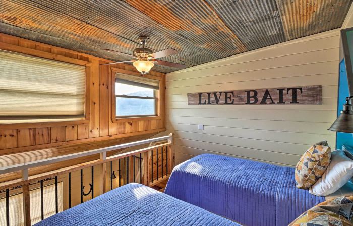 Pet-Friendly Studio w/ Loft & Mountain Views!