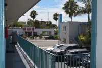 Seaside Motel