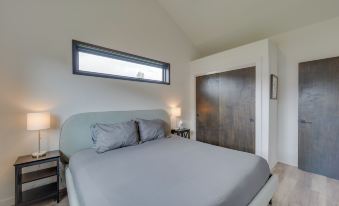 Quiet Alpine Hideaway w/ Panoramic Mountain Views!