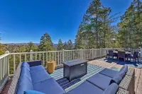 'Ridgeline Retreat' w/ Mountain Lake Views! - parking