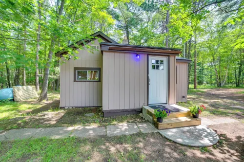 Sunroom, Deck and Grills Marquette Cottage! - 3-نجوم