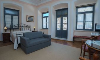 Phaedra Hotel